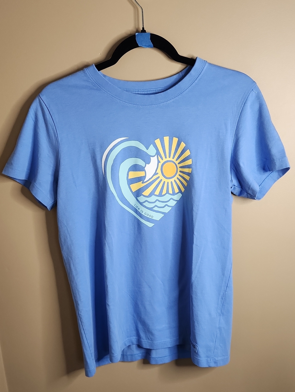 Life Is Good Tee In Blue With Sun. Size M. NWT.